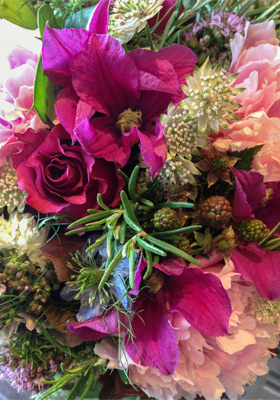 Jen Jakobsen Floral Construction: home page - peony, astrantia and autumn berries